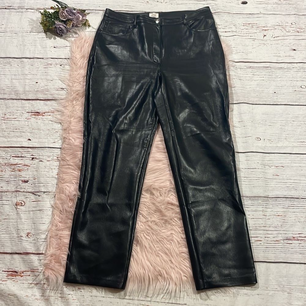 Aritzia Wilfred Melina Black Faux Leather Straight Leg High Rise Pants